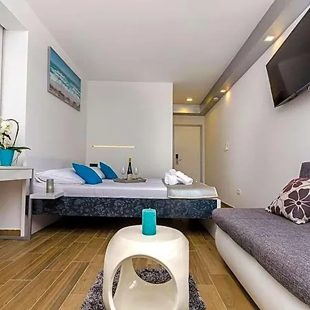 Saints Bb Hotel Kaštela