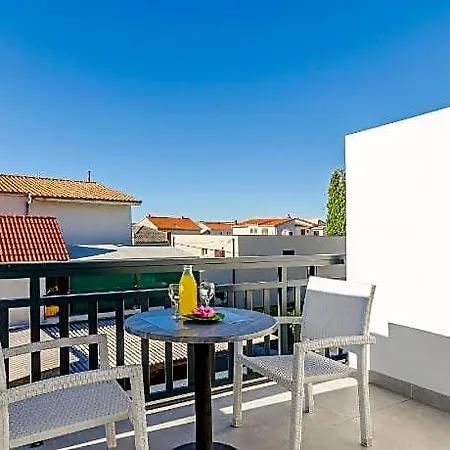 Saints Bb Hotel 3*